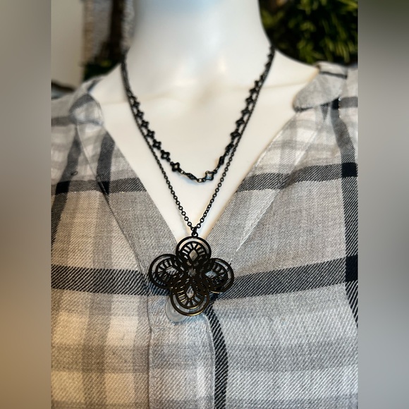 All Black Elegant Fleur de Lis Necklace - Classic Flower Layered Necklace - Picture 5 of 10